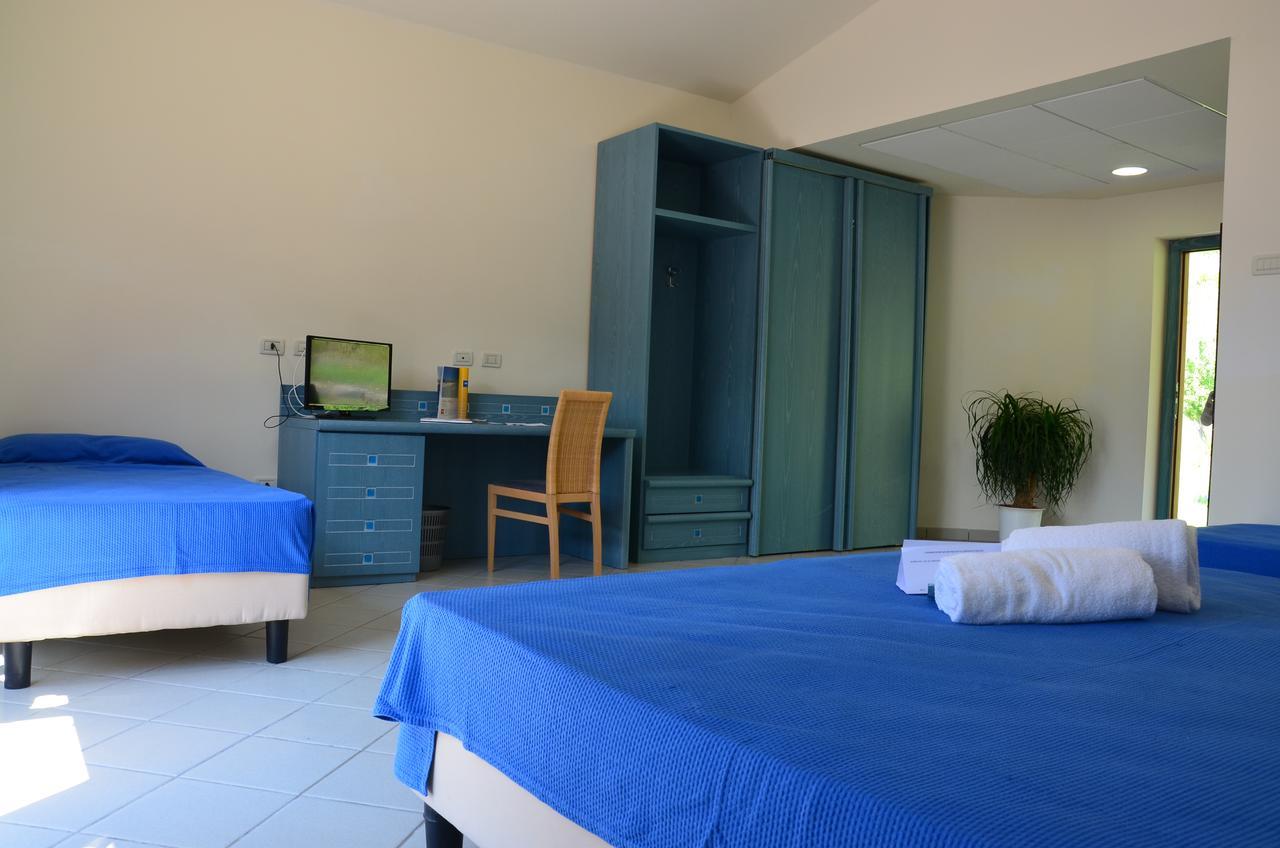 סן ניקולה ארצ'לה Nelema Village Resort חדר תמונה